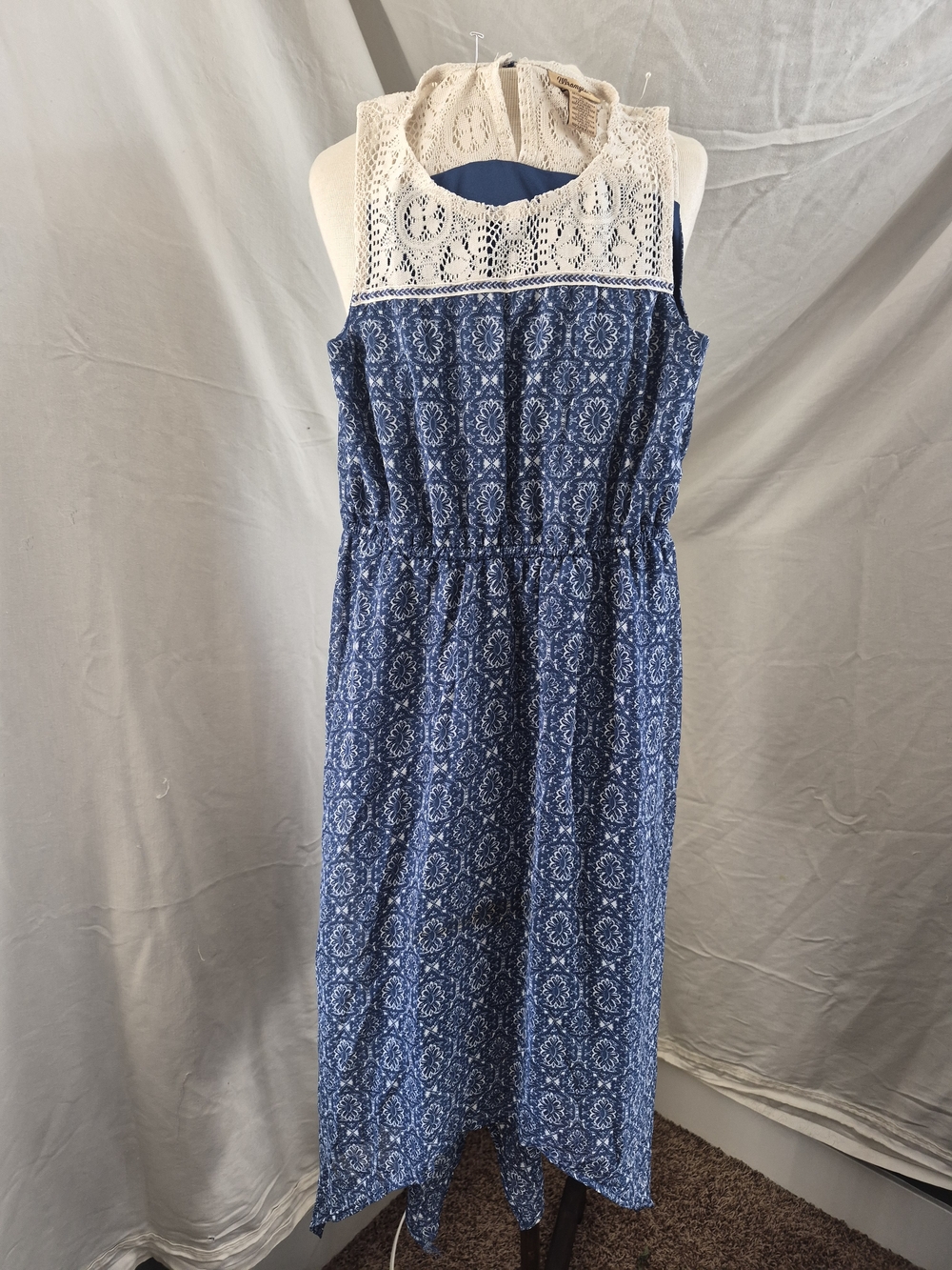 Lace Yoke Blue Printed Sleeveless Midi Dress